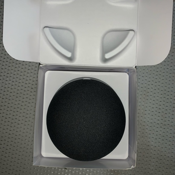 Google Home Mini - Picture 4 of 7